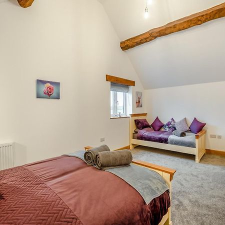 Babbling Brook Barn Villa Abbots Bromley ภายนอก รูปภาพ